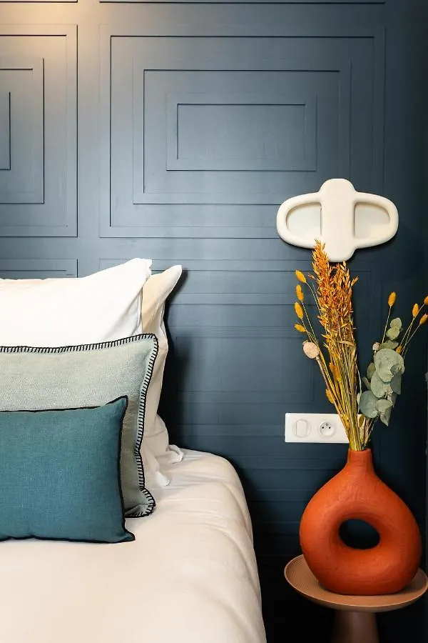 The Blue Nature Downtown Montmartre Apartment Paris